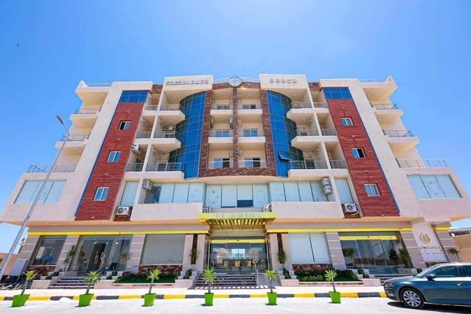 Casablanca Beach Resort With Private Beach And Swimming Pools Gurdaka Kültér fotó